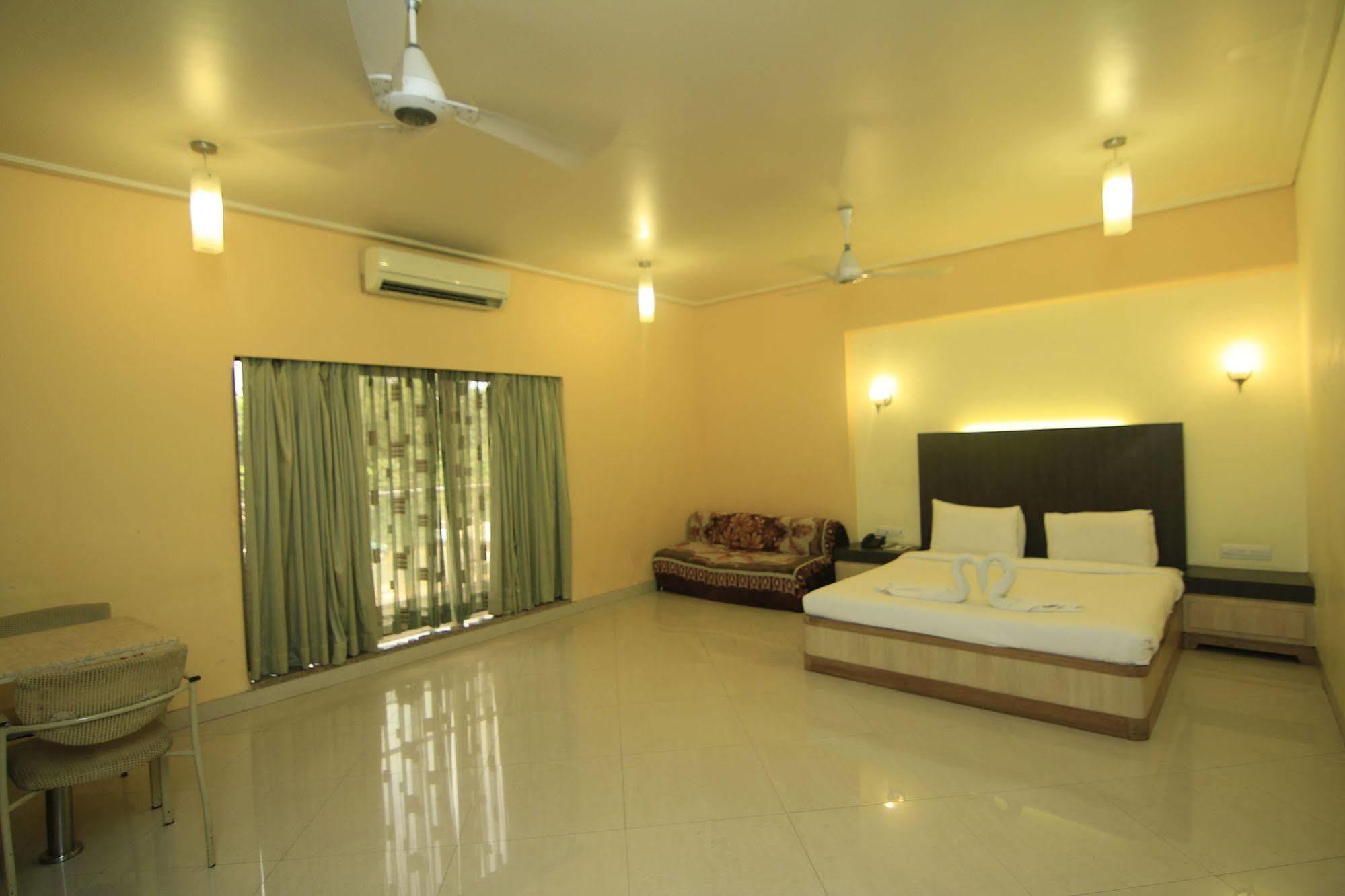 Kumar Resort Lonavala Exterior photo