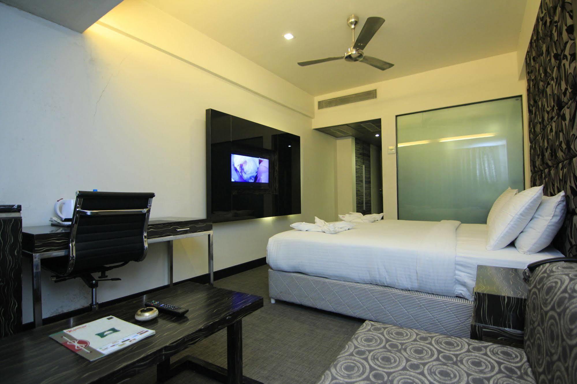 Kumar Resort Lonavala Exterior photo